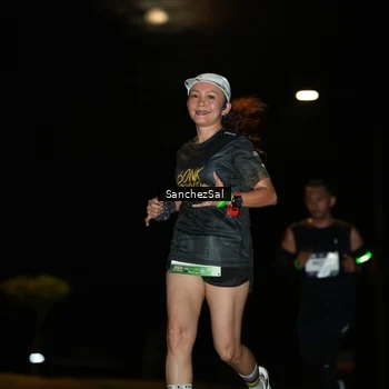 Runner Photo 7693025