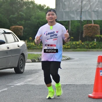 Runner Photo 7693029
