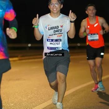 Runner Photo 7693033
