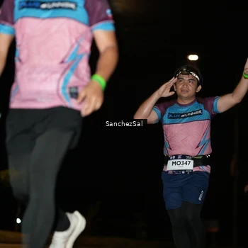 Runner Photo 7693034