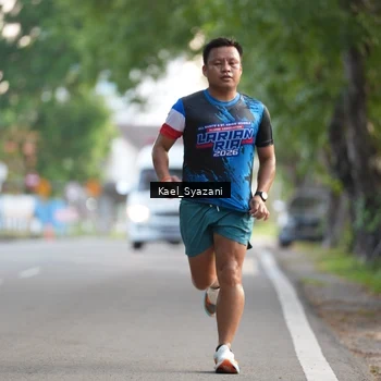 Runner Photo 7693052