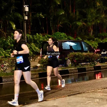 Runner Photo 7693057