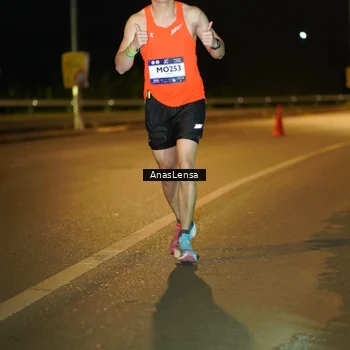 Runner Photo 7693060