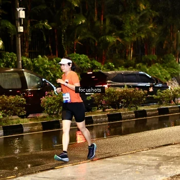 Runner Photo 7693072