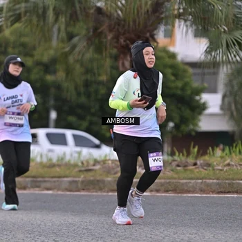 Runner Photo 7693077