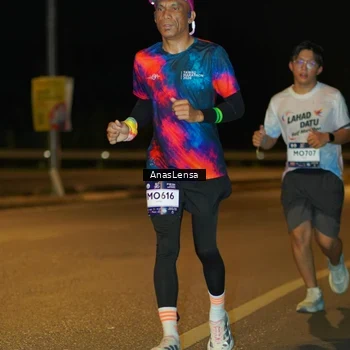 Runner Photo 7693081