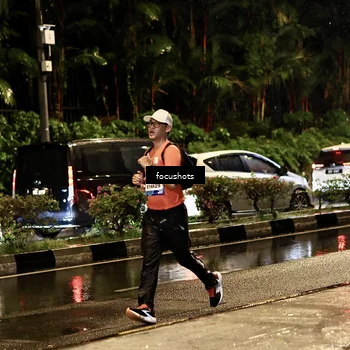 Runner Photo 7693111