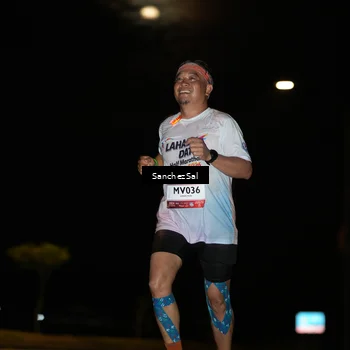 Runner Photo 7693115
