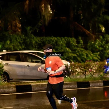 Runner Photo 7693118
