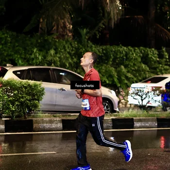 Runner Photo 7693134