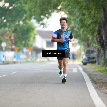 Runner Photo 7693163