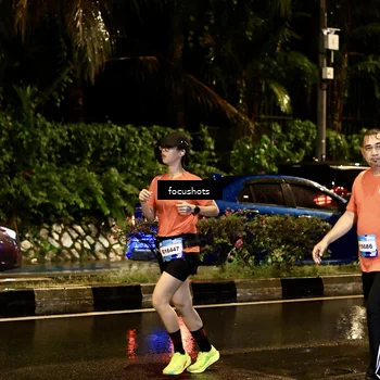 Runner Photo 7693165