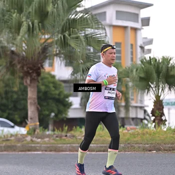 Runner Photo 7693172