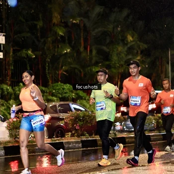 Runner Photo 7693240
