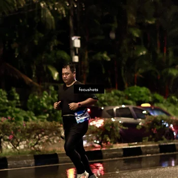 Runner Photo 7693247
