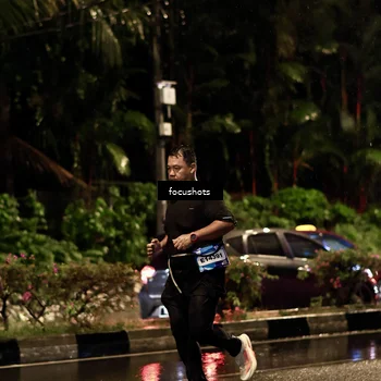 Runner Photo 7693263