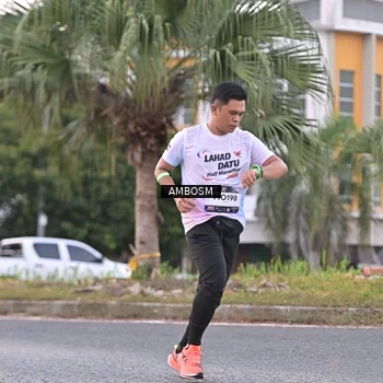 Runner Photo 7693279