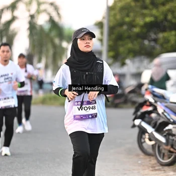 Runner Photo 7693291
