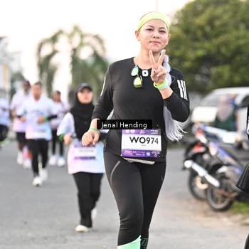Runner Photo 7693295