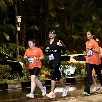 Runner Photo 7693298