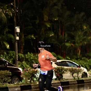 Runner Photo 7693301