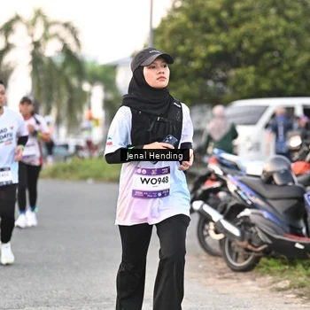 Runner Photo 7693317