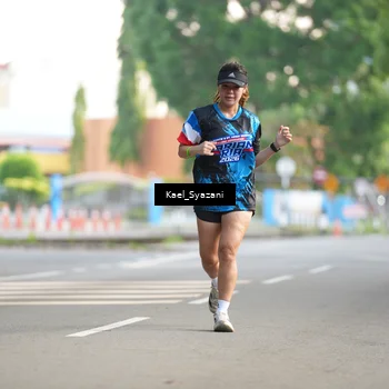 Runner Photo 7693318
