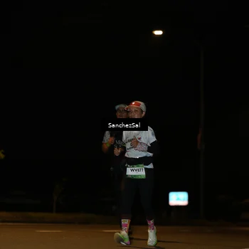 Runner Photo 7693330