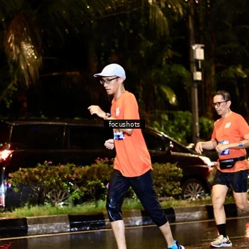 Runner Photo 7693331