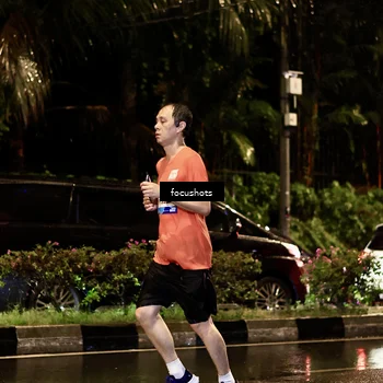 Runner Photo 7693332