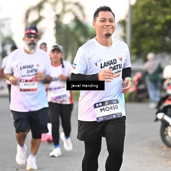 Runner Photo 7693345