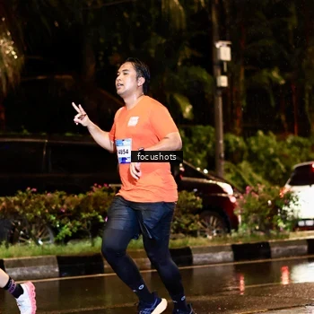 Runner Photo 7693346