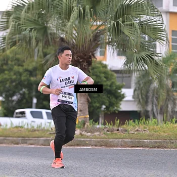 Runner Photo 7693350