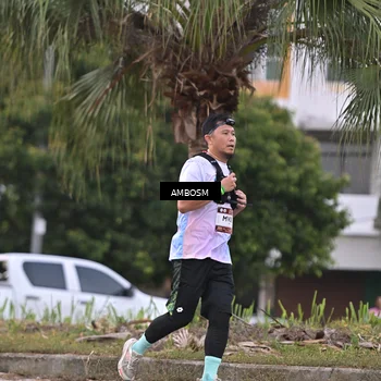 Runner Photo 7693353