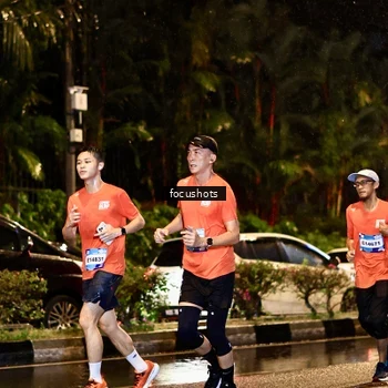 Runner Photo 7693367