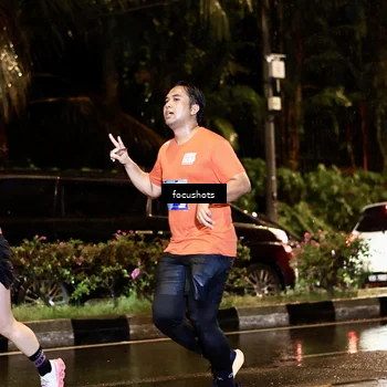 Runner Photo 7693370