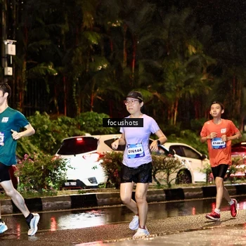 Runner Photo 7693381
