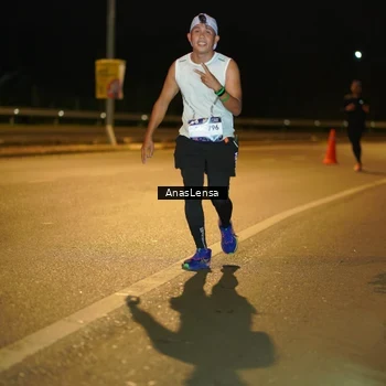 Runner Photo 7693392