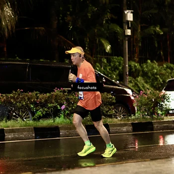 Runner Photo 7693399
