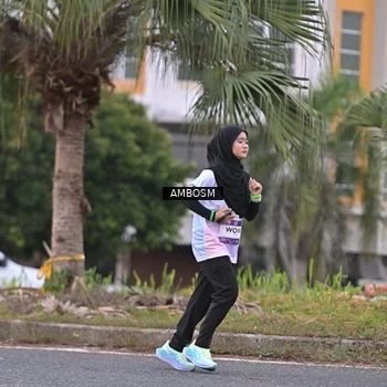 Runner Photo 7693402