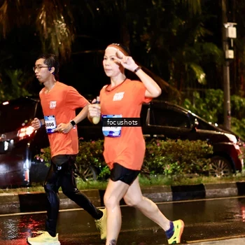 Runner Photo 7693419