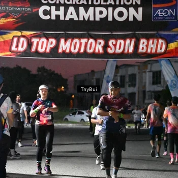 Runner Photo 7693428