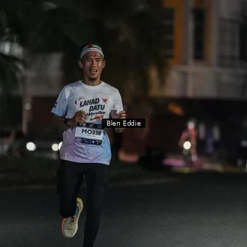Runner Photo 7693435
