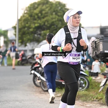 Runner Photo 7693439