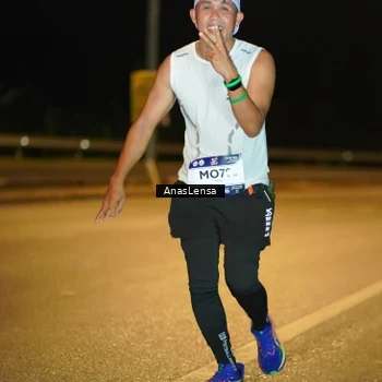 Runner Photo 7693460