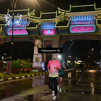 Runner Photo 7693472