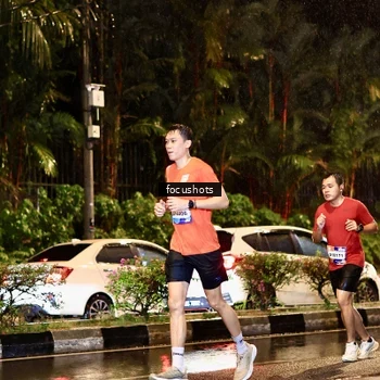 Runner Photo 7693482