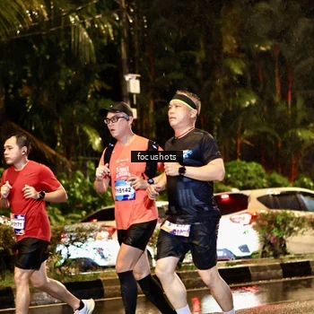 Runner Photo 7693483