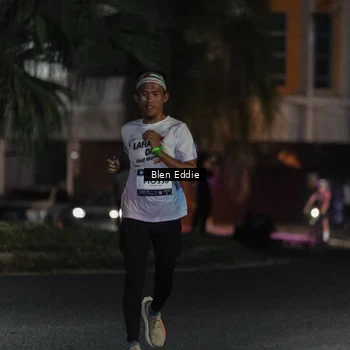 Runner Photo 7693489