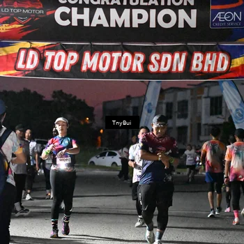 Runner Photo 7693495